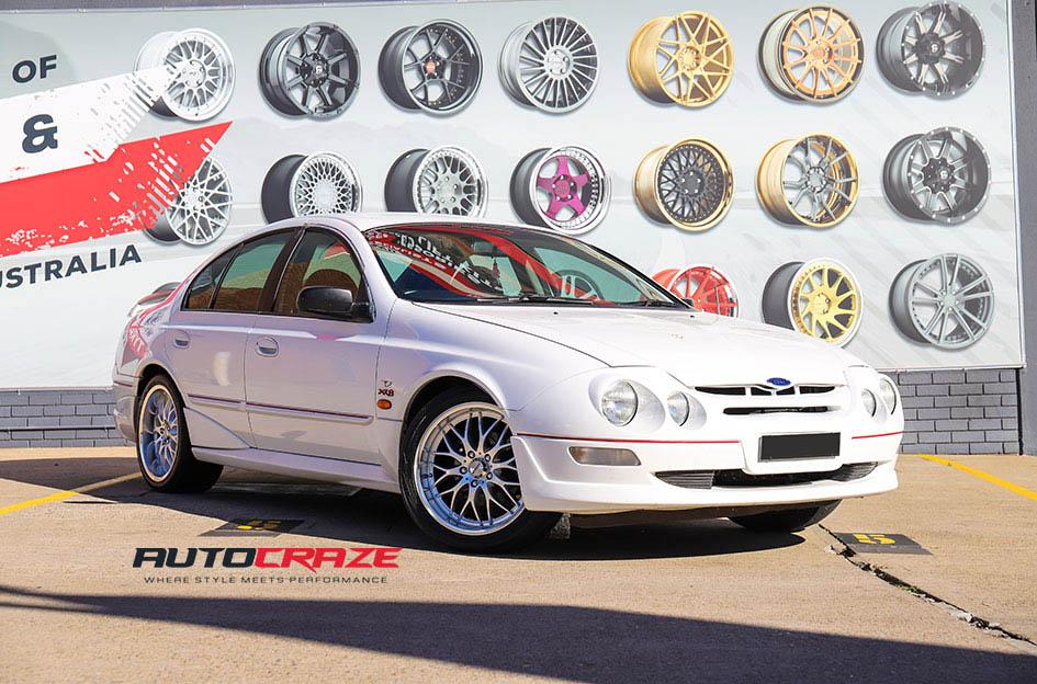 FORD FALCON XR8 CHEETAH HYPER SILVER POLISH LIP